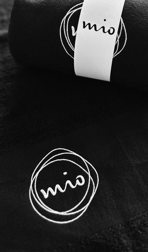 STICK (EMBROIDERY) AND PACKAGING